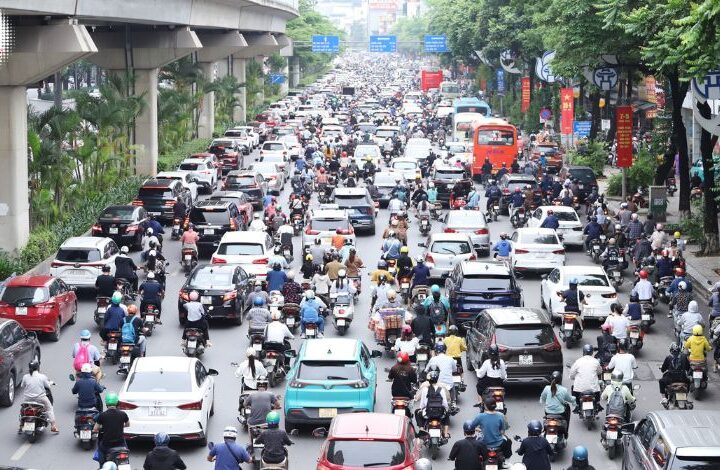 Quy định mới: Xe kinh doanh đến 8 chỗ phải dùng năng lượng xanh từ 7/2026