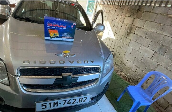 Đánh giá thực tế màn hình Santek S900 11 inch lắp trên Captiva: Có đáng tiền?