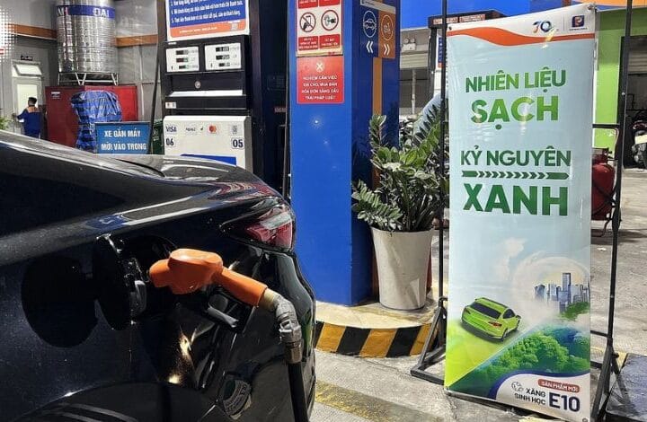 Xăng E10 có gây hại máy? Hướng dẫn bảo dưỡng xe khi dùng xăng sinh học