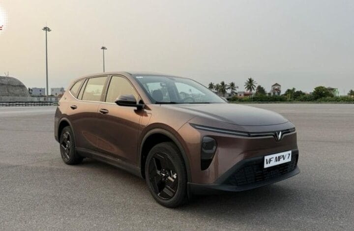 Xu hướng xe 7 chỗ dưới 2 tỷ năm 2026: Xe Hàn, xe Mỹ hay xe hybrid lên ngôi?