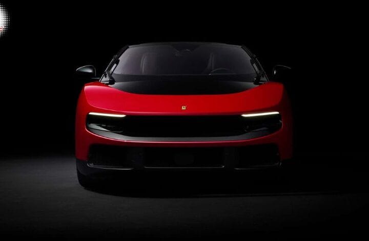 Xe điện Ferrari đầu tiên chính thức ra mắt, giá từ 16 tỷ đồng
